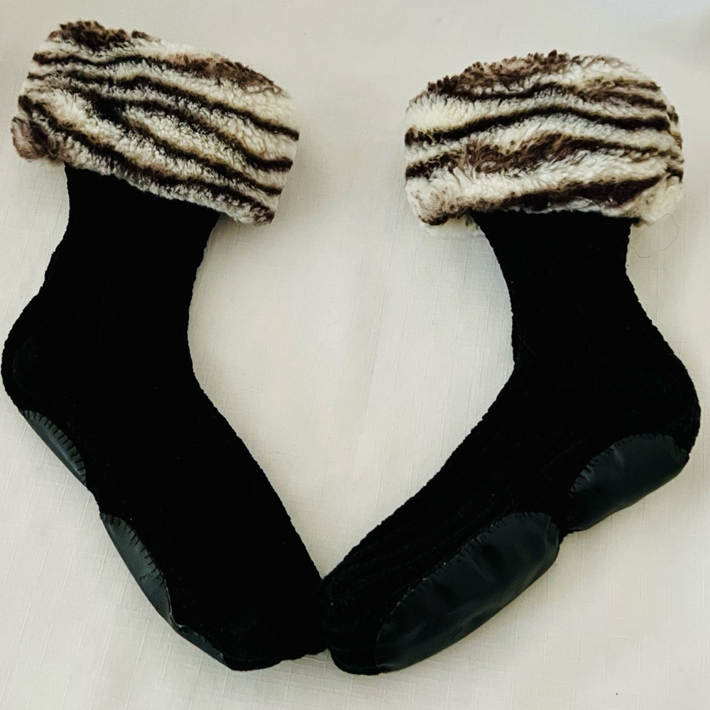 Cozy Black Slipper Socks with Animal Print Cuff